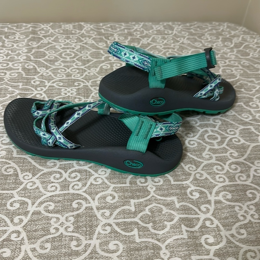 Womens z cloud chaco sandals sz 10